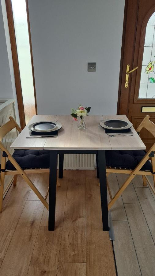 Canterbury Romantic Modern Home Goodnestone  Екстер'єр фото