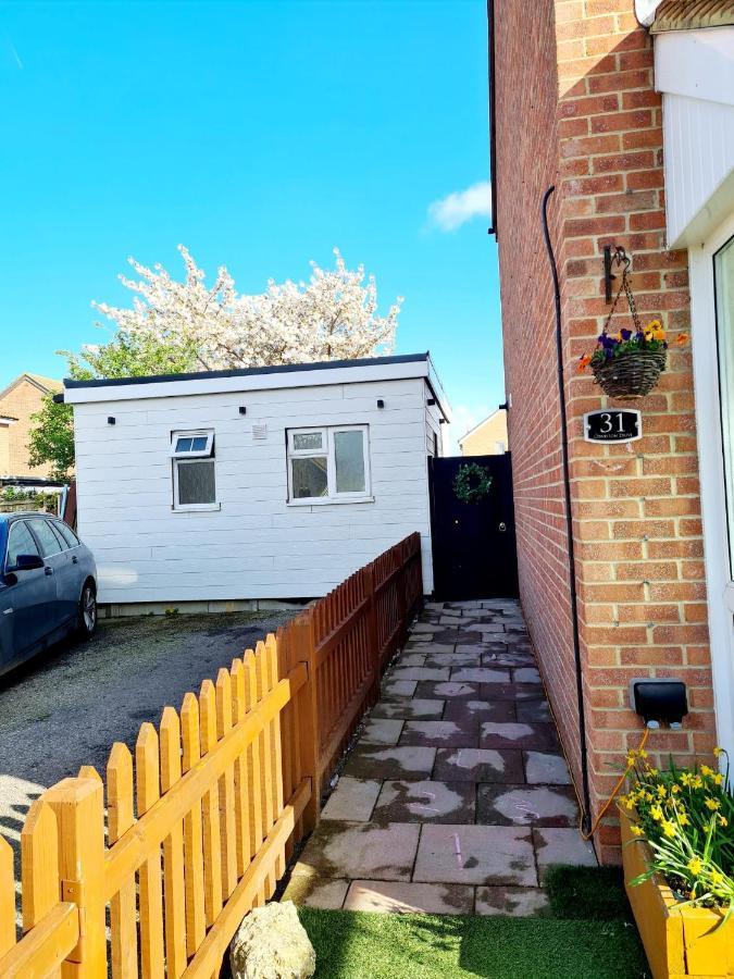 Canterbury Romantic Modern Home Goodnestone  Екстер'єр фото