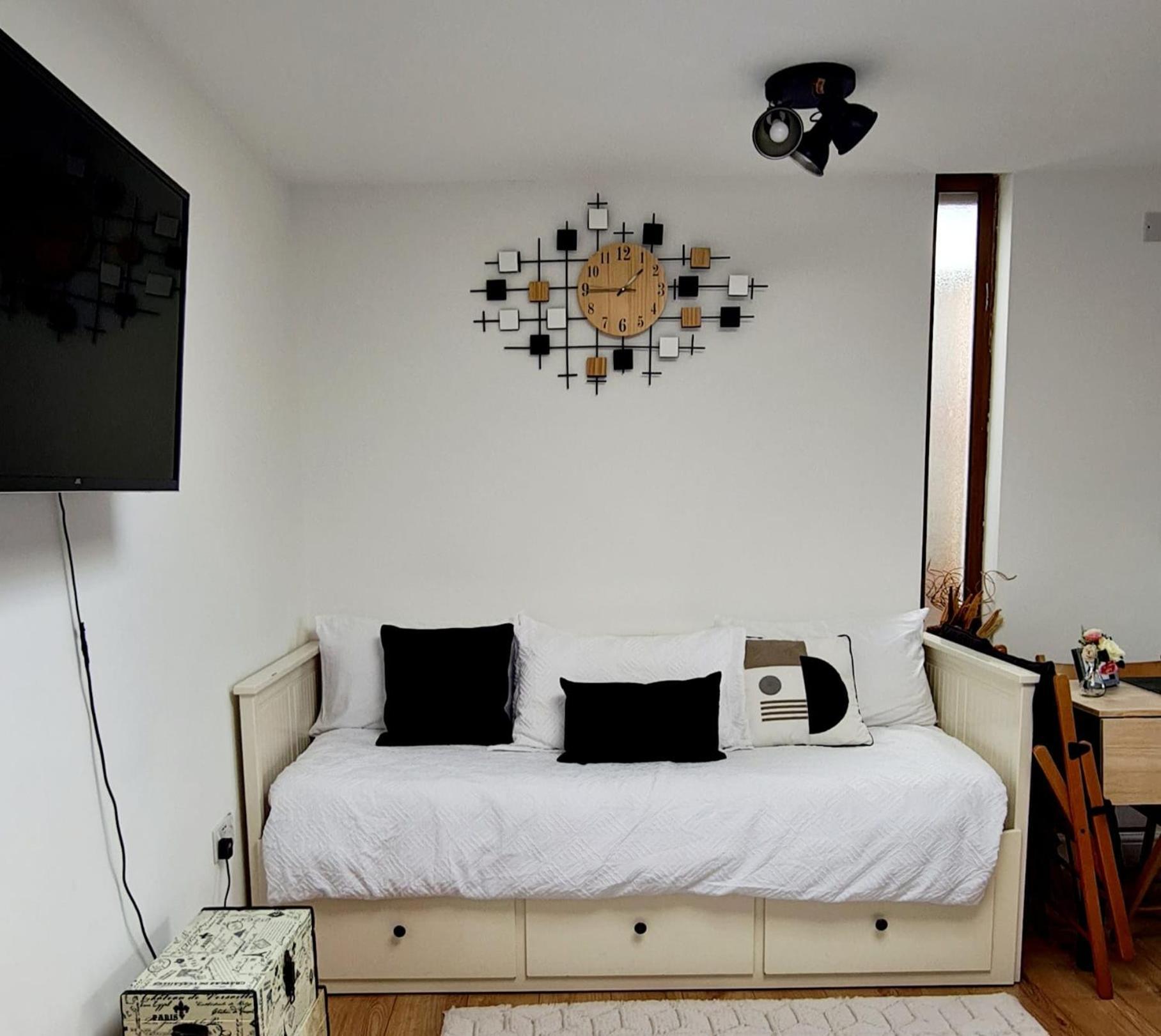 Canterbury Romantic Modern Home Goodnestone  Екстер'єр фото